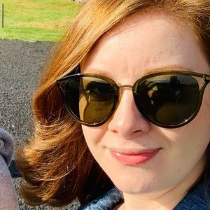 Meet your Posher, Linda